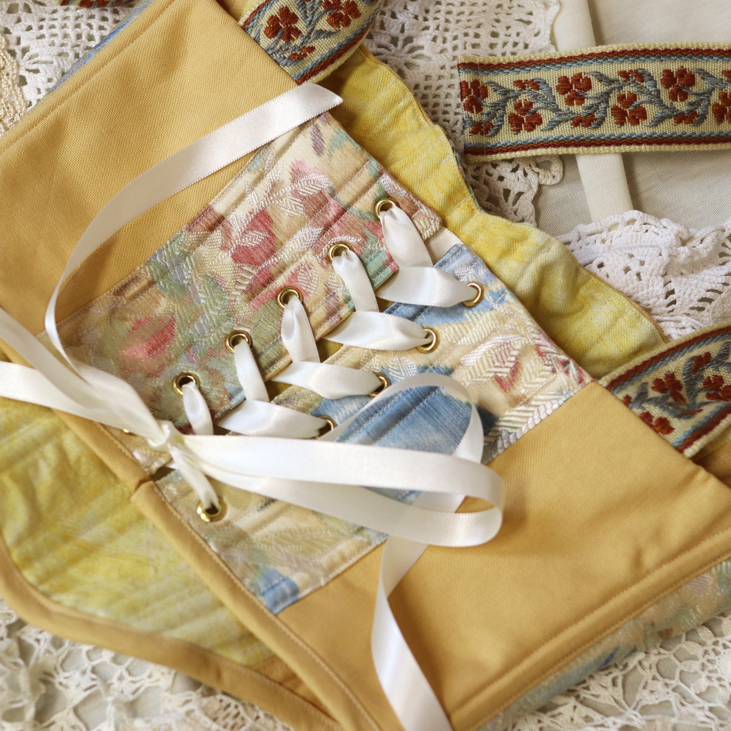 Le Corset Sahara Floral