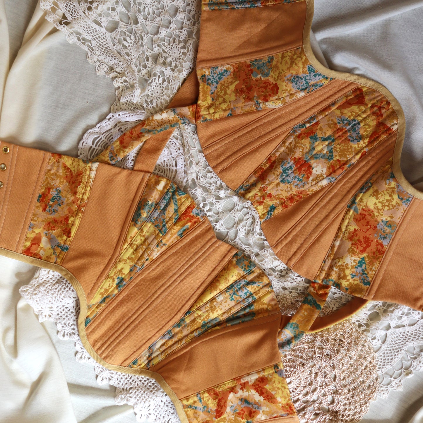 Le Corset Sahara M2 | Dos nu