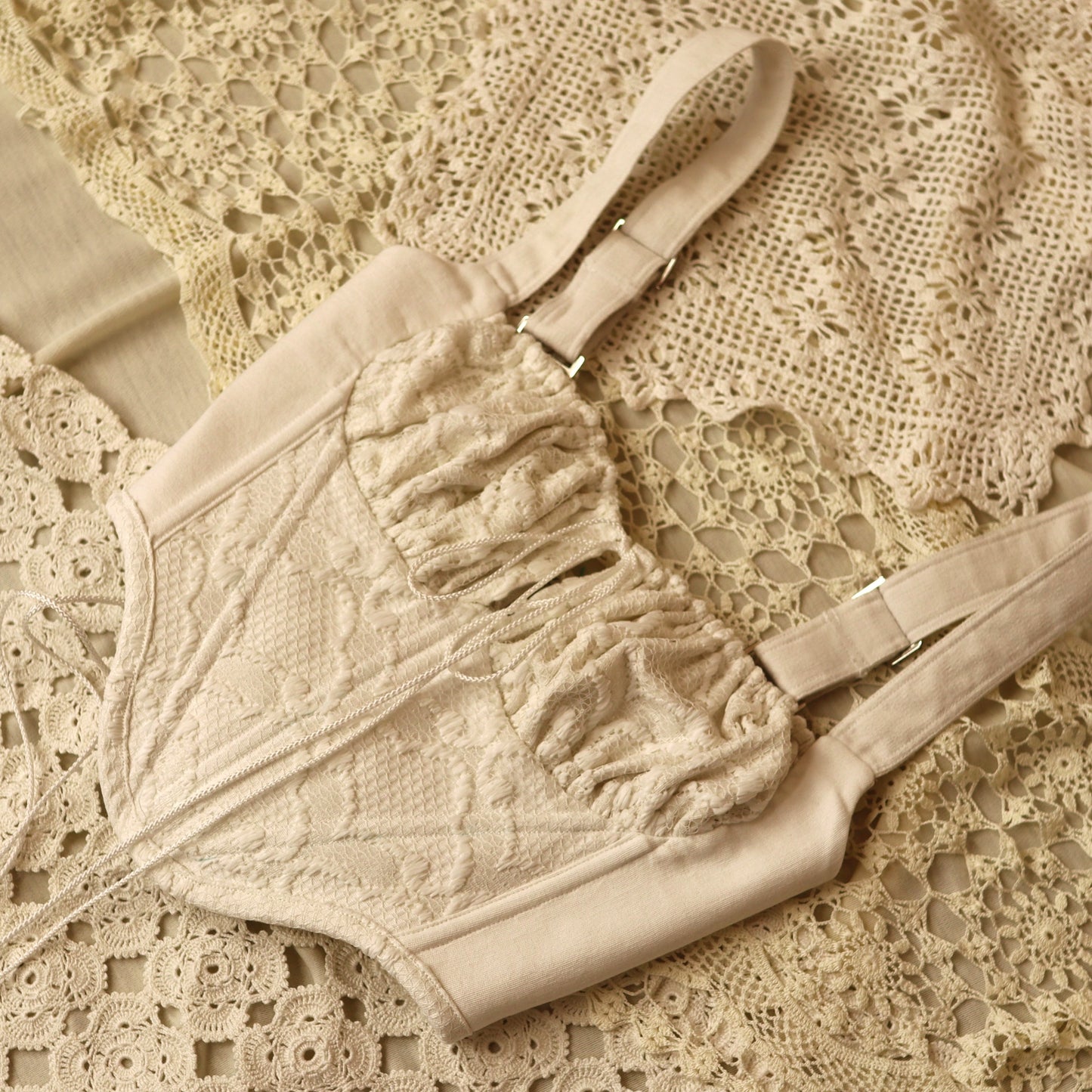 Le Corset Dentelle | Ajustable